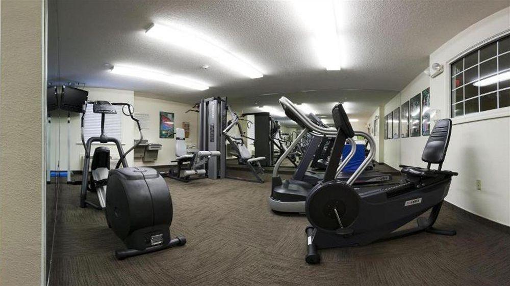 Candlewood Suites Indianapolis Northeast By Ihg Bagian luar foto