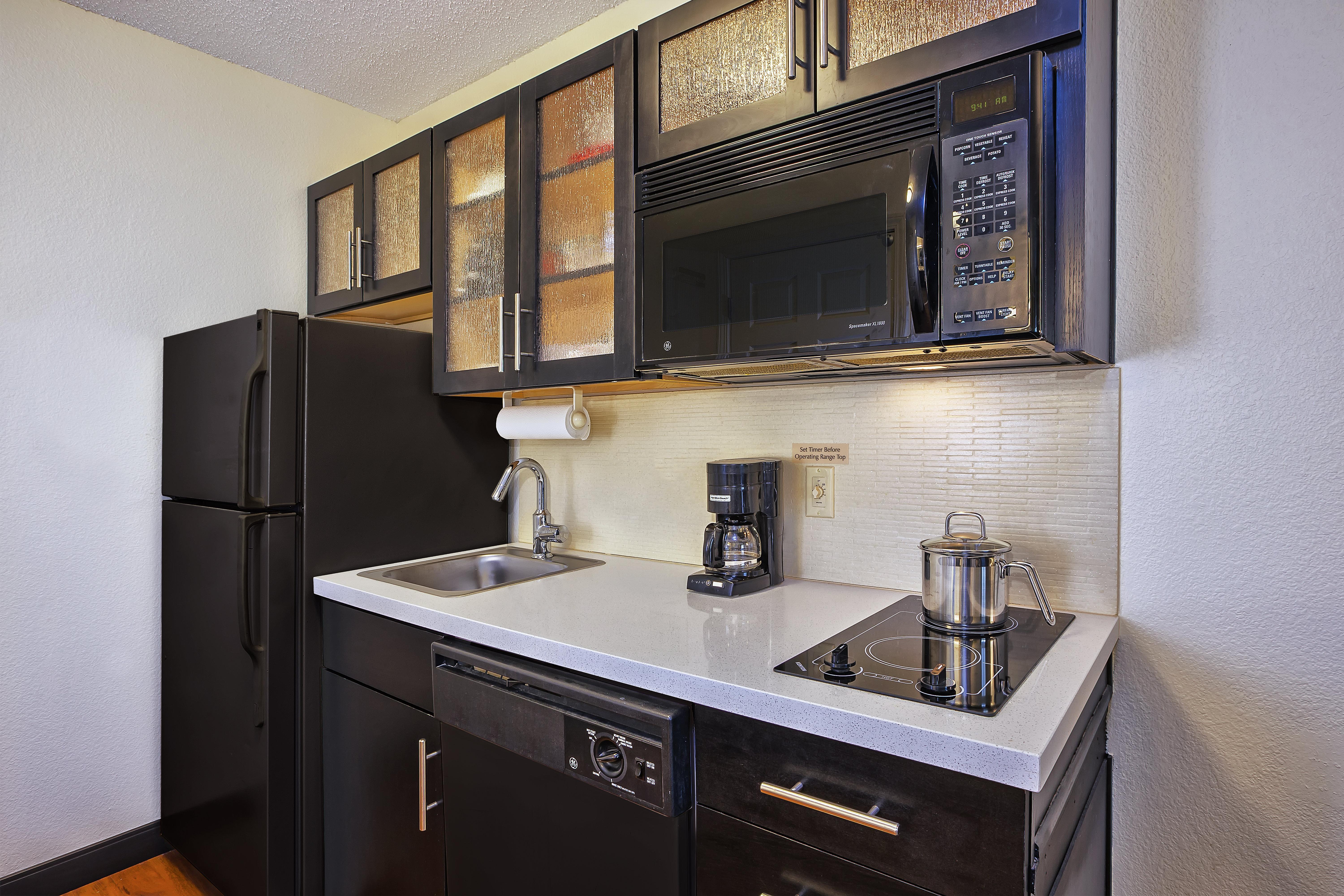 Candlewood Suites Indianapolis Northeast By Ihg Bagian luar foto